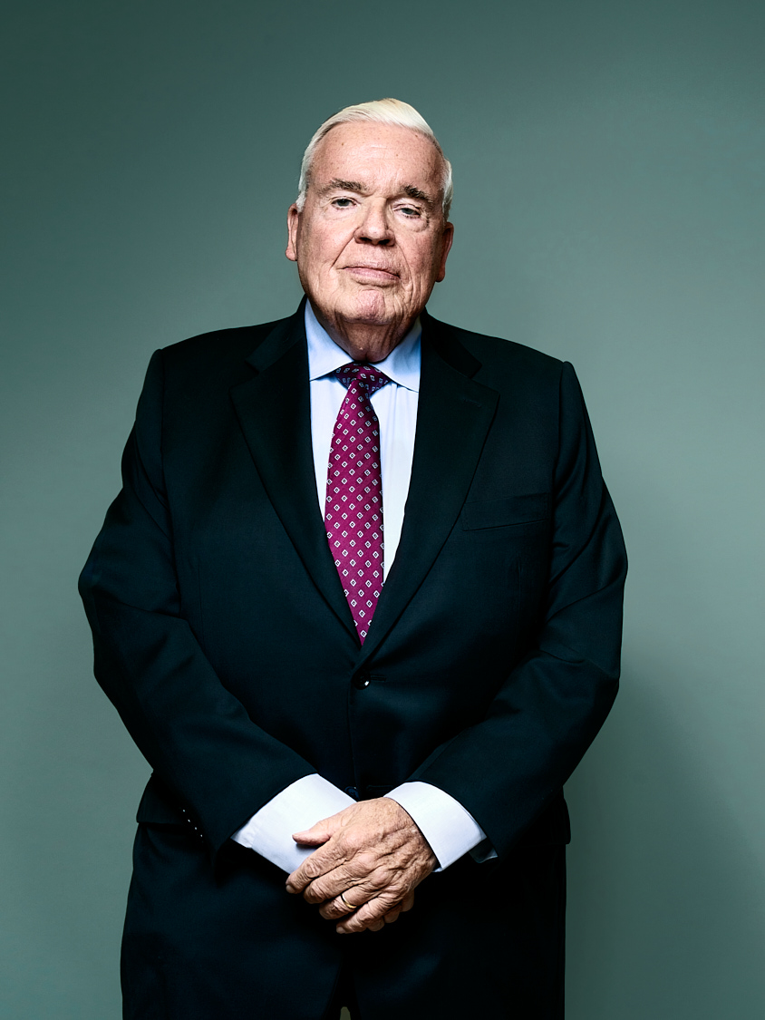 Der Hamburger Unternehmer und Milliardär Klaus Micheal Kühne in seinem Hotel The Fontenay. Hotelier HSV Logistik 